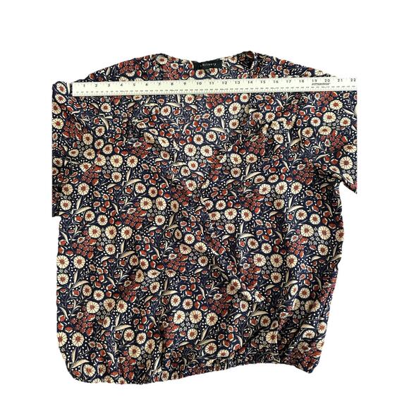 Sanctuary Flared 3/4 Bell Sleeve XL Boho V-Neck Navy Red Floral Blouse - Picture 7 of 10